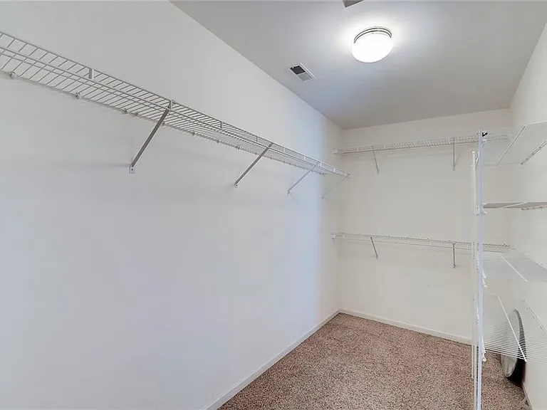 9972 Parkshore Dr — Photo 38
