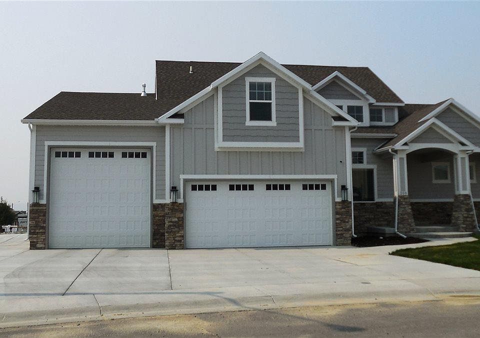 1st image of 200 Tamarack Dr