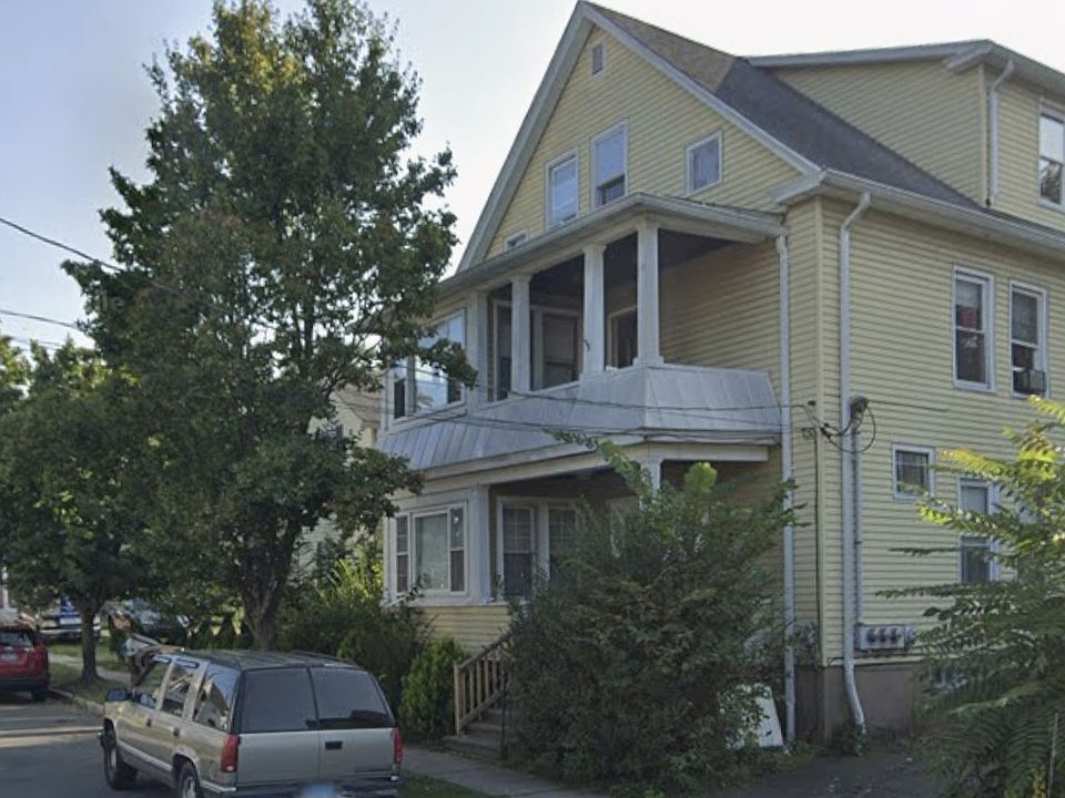1st image of 23 Clinton Ave #3