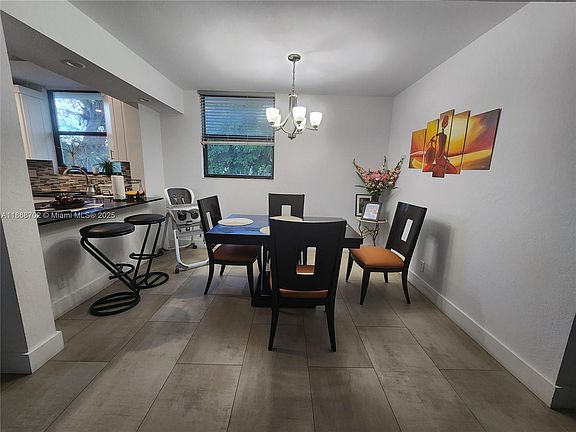 5th image of 8419 Forest Hills Dr