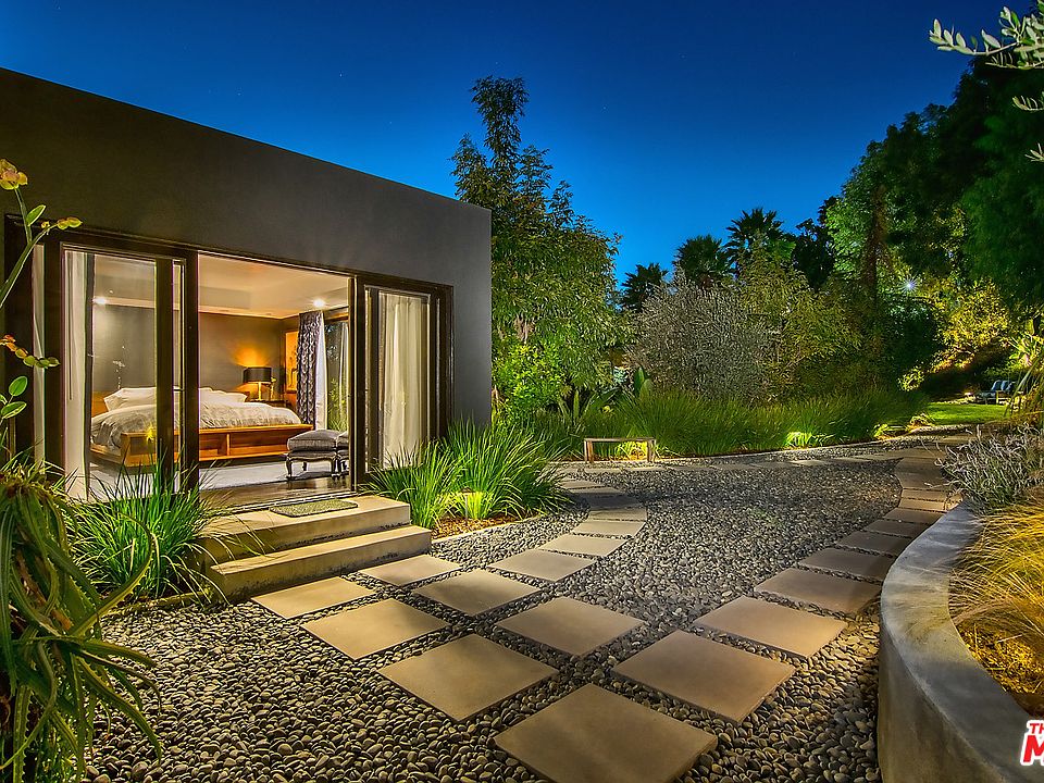 1st image of 2631 La Cuesta Dr