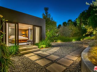 2631 La Cuesta Dr, Los Angeles, CA 90046