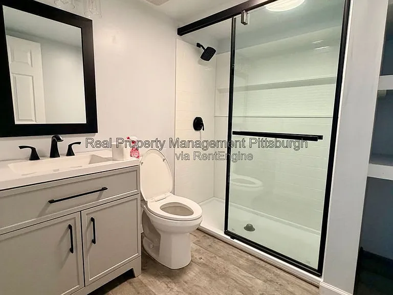 242 Corey Dr — Photo 16
