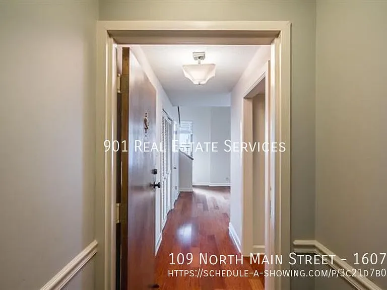 109 N Main St #1607 — Photo 3