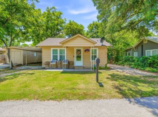 328 S Race St, Stephenville, TX 76401