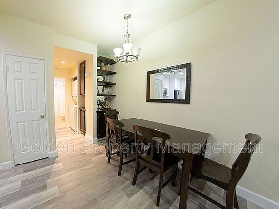 4th image of 4434 Louisiana St APT 1