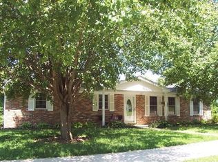 619 Belair Dr, Jefferson City, MO 65109