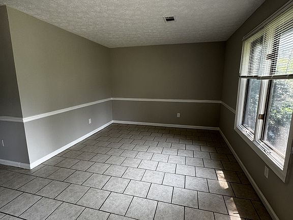 2nd image of 5515 Caesars Way