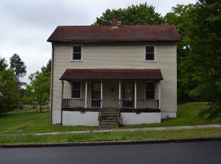 32 Schoolfield Dr, Danville, VA 24541
