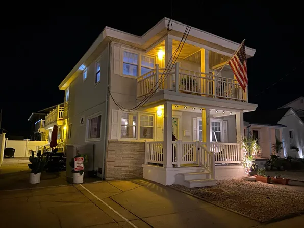 318 E Hollywood Ave #1, Wildwood, NJ 08260