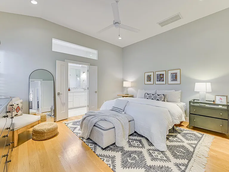 509 Sacramento Dr #A — Photo 15