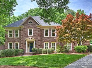 6924 Chatford Ln, Charlotte, NC 28210