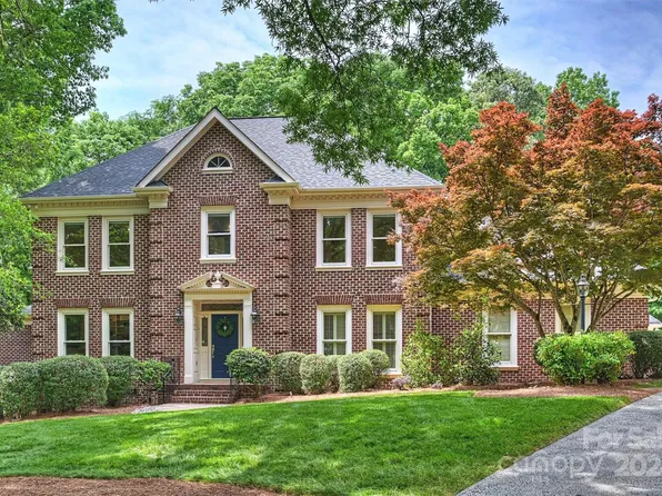 6924 Chatford Ln, Charlotte, NC 28210