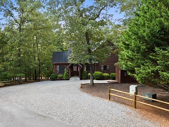 4th image of 4 Shalom Ln