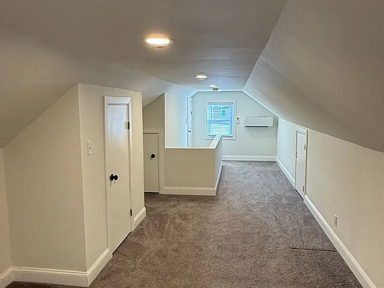 511 Riverside Rd — Photo 12
