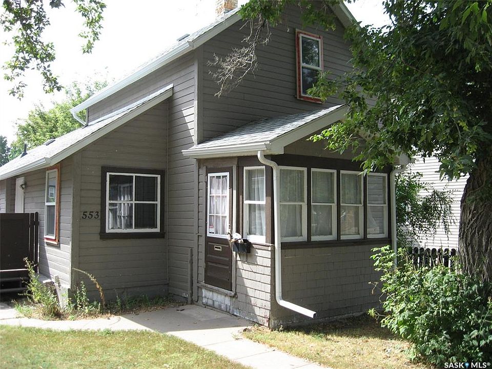 1st image of 553 Athabasca STREET W