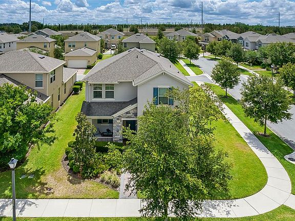 4th image of 8697 Bayview Crossing Dr