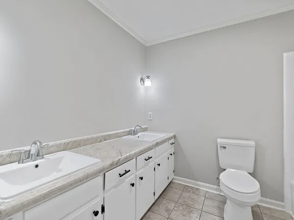 315 Holland Hill Dr, Goldsboro, NC 27530