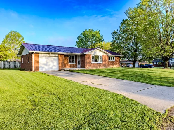 305 N Ellis Rd, Muncie, IN 47303