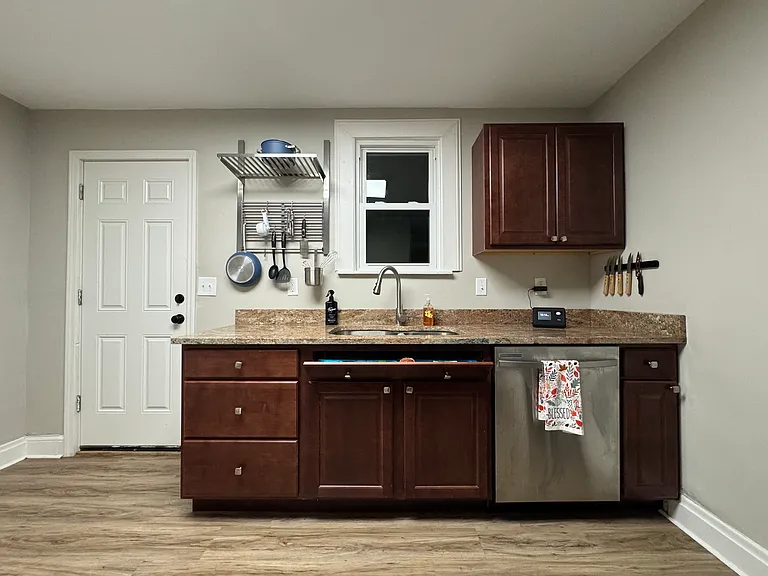 1307 Oakwood Ave — Photo 11