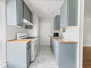 4th image of 11939 Flushing Meadows Dr