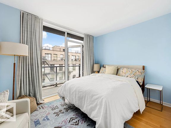5th image of 350 W 53rd St APT 6A