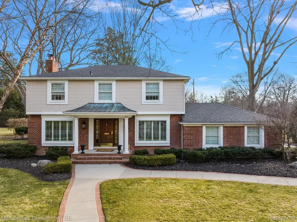 600 Covington Rd, Bloomfield Hills, MI 48301