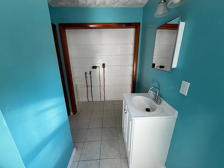44 Galpin St #1 — Photo 10