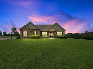 221 Robbs School Rd, Gaffney, SC 29341