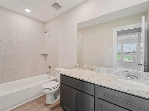 13625 Armstrong St, Conroe, TX 77303