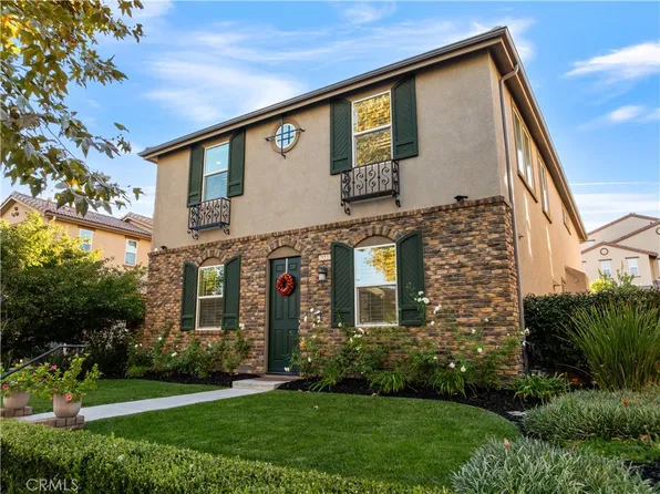 28537 Vista Del Rio Dr, Valencia, CA 91354