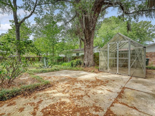 110 Jackson Rd, Ladson, SC 29456