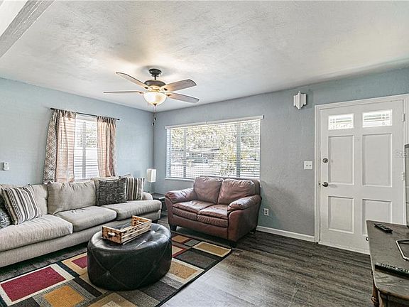 4th image of 836 48th Ave N