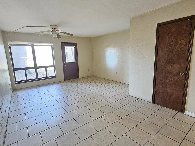 3714 Rockbrook Dr #C — Photo 9