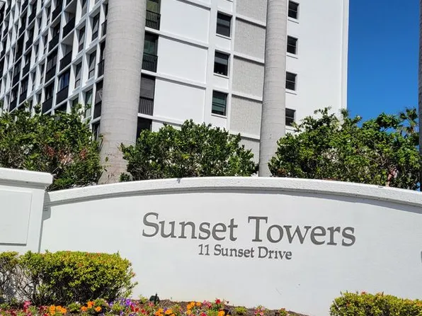 11 Sunset Dr, Sarasota, FL