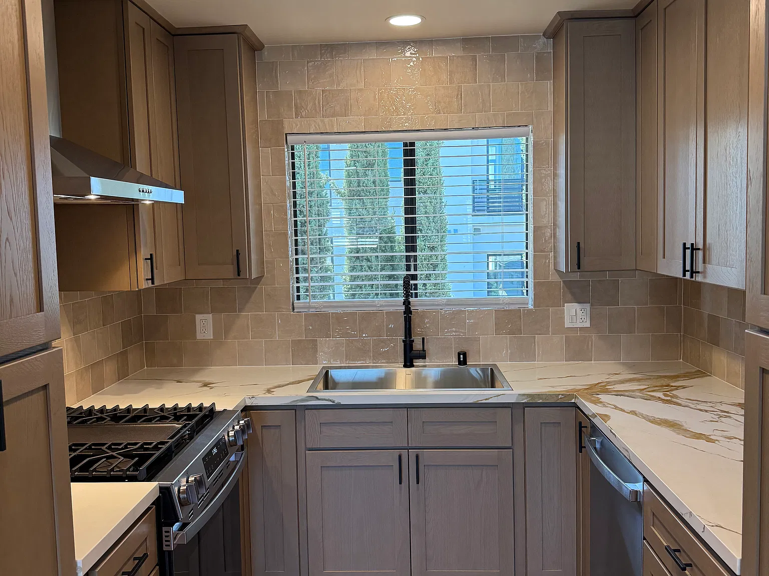 1 bed, 650 sqft, $2,250 — Photo 3