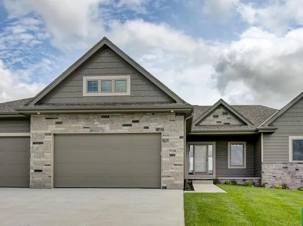 7131 N 172nd St, Bennington, NE 68007