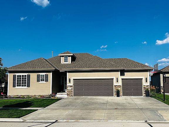 2nd image of 3130 N 91st Ct