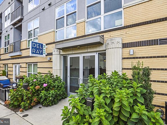 2nd image of 1800 Mount Vernon Ave #301