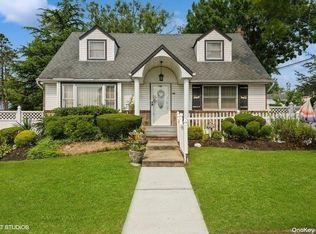 165 Betty Rd, East Meadow, NY 11554