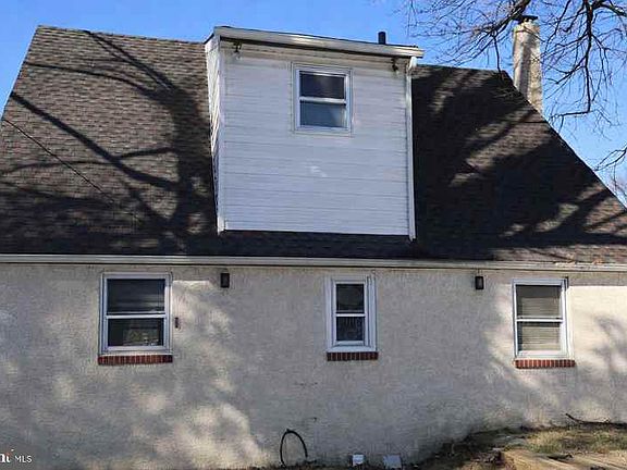 4th image of 1316 Bullens Ln