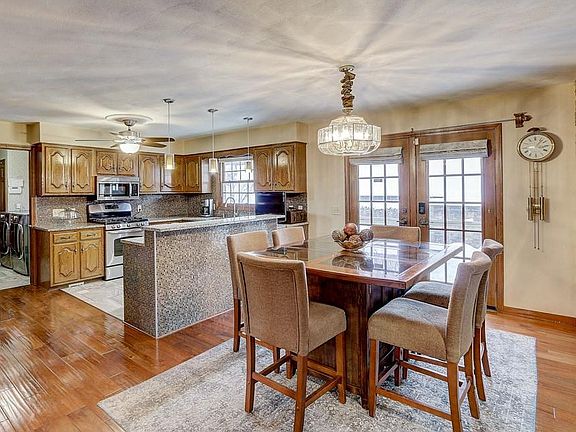 5th image of 2216 N Tradition Ln
