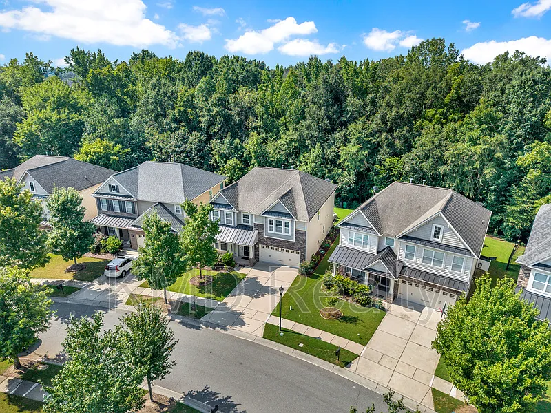 5 bed, 3.0 bath, $3,250 — Photo 3