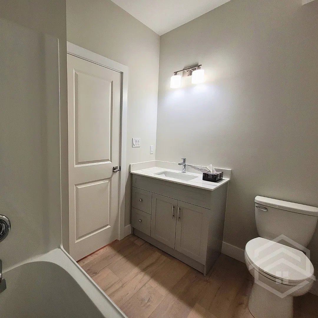 11661 Springfield Road Springfield — Photo 4