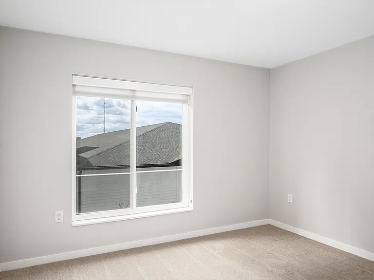 9. District Townhouse_Bed1