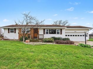 713 Wilshire Dr, Sturgis, MI 49091