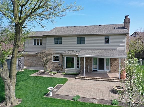 3rd image of 10853 Chaucer Dr