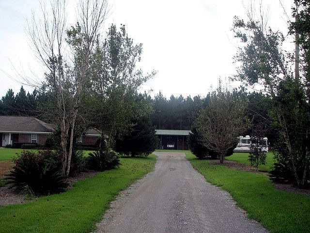 2nd image of 16608 Bogle Ln