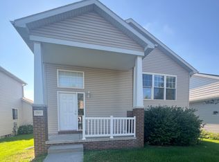 7933 S 16th St, Lincoln, NE 68512