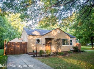 4722 Grace Rd, North Olmsted, OH 44070